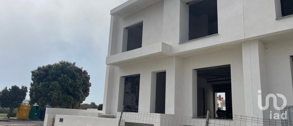 Casa T3 em Silveira de 233 m²