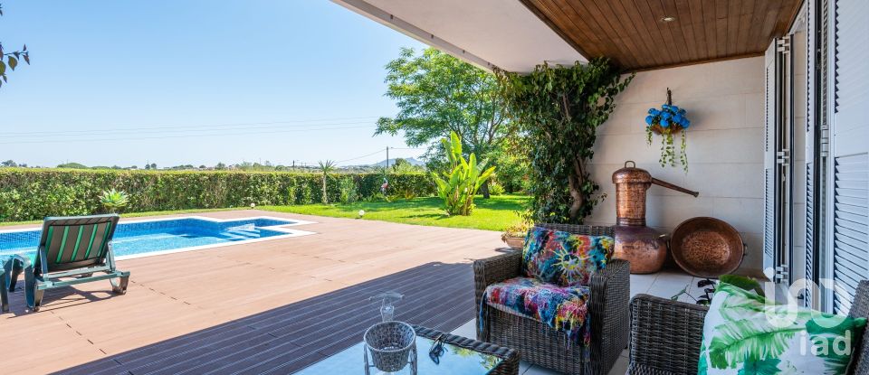 Maison T5 à São João das Lampas e Terrugem de 468 m²