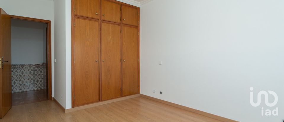 Apartment T2 in Vieira de Leiria of 119 m²