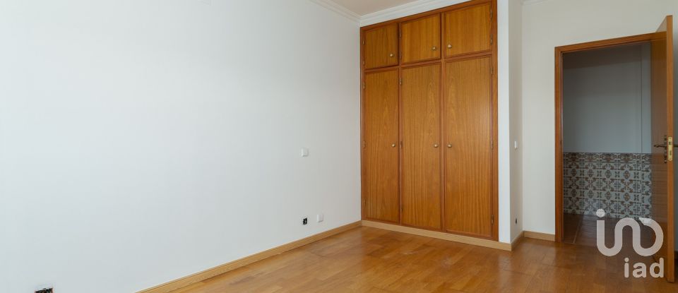 Apartment T2 in Vieira de Leiria of 119 m²