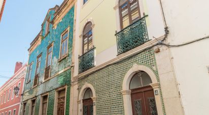 Block of flats in Santa Maria, São Pedro E Matacães of 215 m²