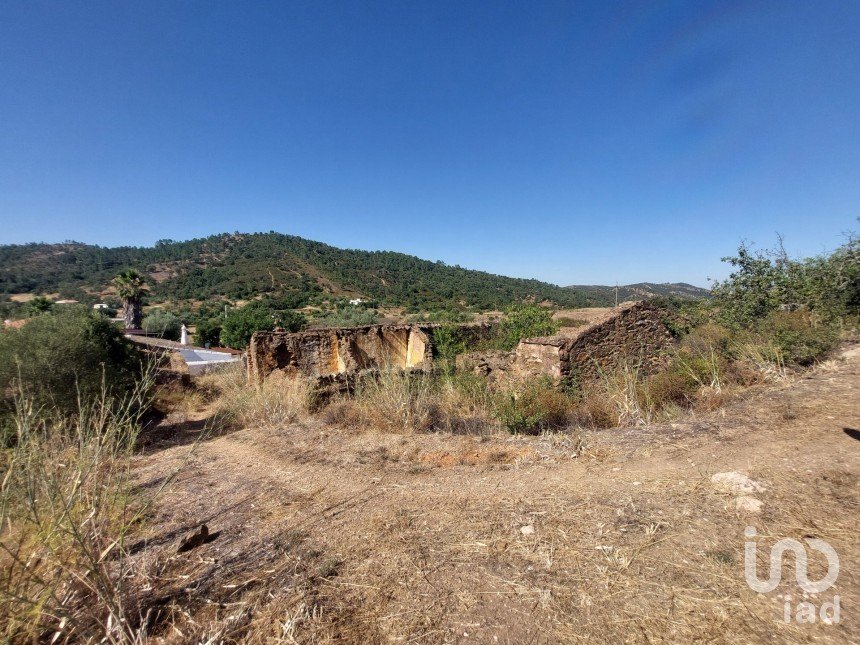 Terrain à bâtir à Querença, Tôr e Benafim de 3 702 m²