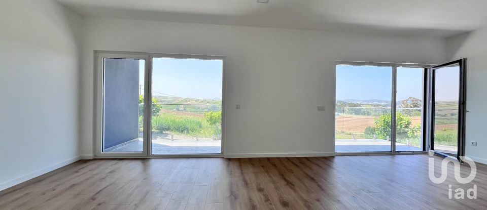 Apartamento T2 em Turcifal de 130 m²