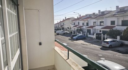 Maison T4 à Rio de Mouro de 219 m²