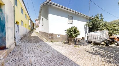 Casa de aldeia T3 em Côja e Barril de Alva de 70 m²