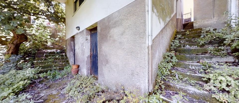 Maison de village T3 à Côja e Barril de Alva de 70 m²