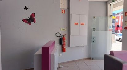 Boutique/Local commercial à Marinha Grande de 85 m²