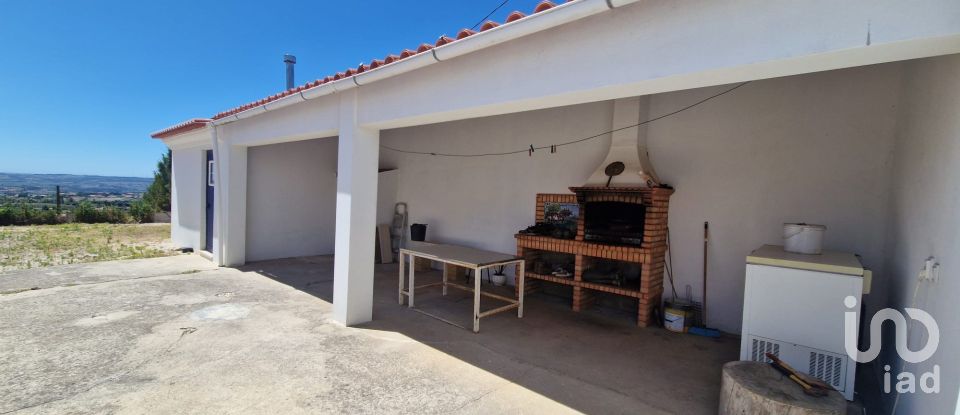 Casa tradicional T3 em Carvalhal de 142 m²