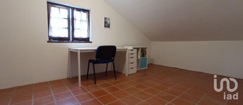 Gîte T4 à Argela de 107 m²