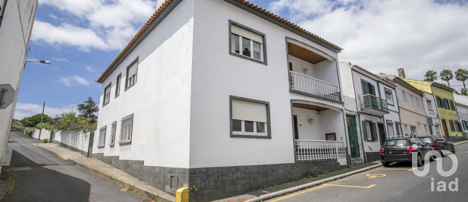 Maison T5 à Fajã de Cima de 360 m²