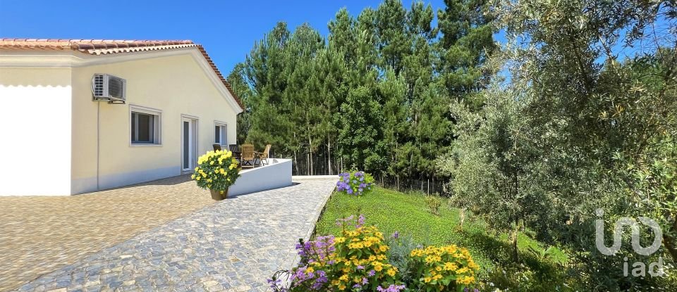 Maison de campagne T4 à Ferreira do Zêzere de 308 m²