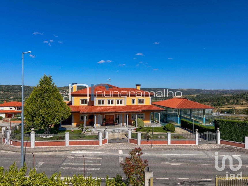 Casa / Villa T5 em Pinhel de 480 m²