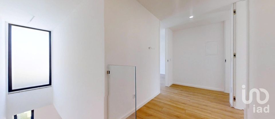 Maison T4 à Vila de Prado de 380 m²