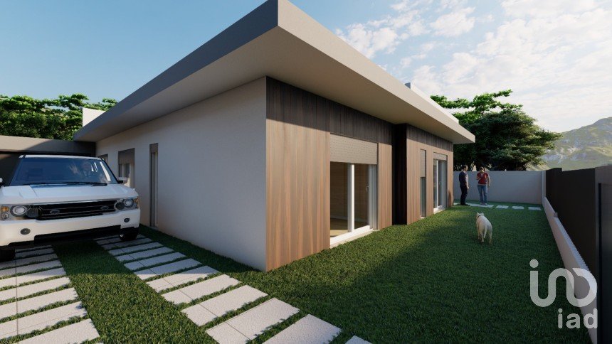 Casa T3 em Fernão Ferro de 112 m²