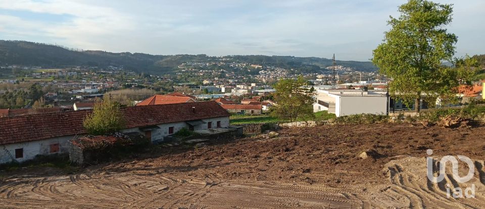 Terreno em Mogege de 874 m²