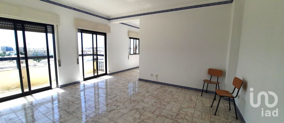 Appartement T3 à Faro (Sé e São Pedro) de 137 m²