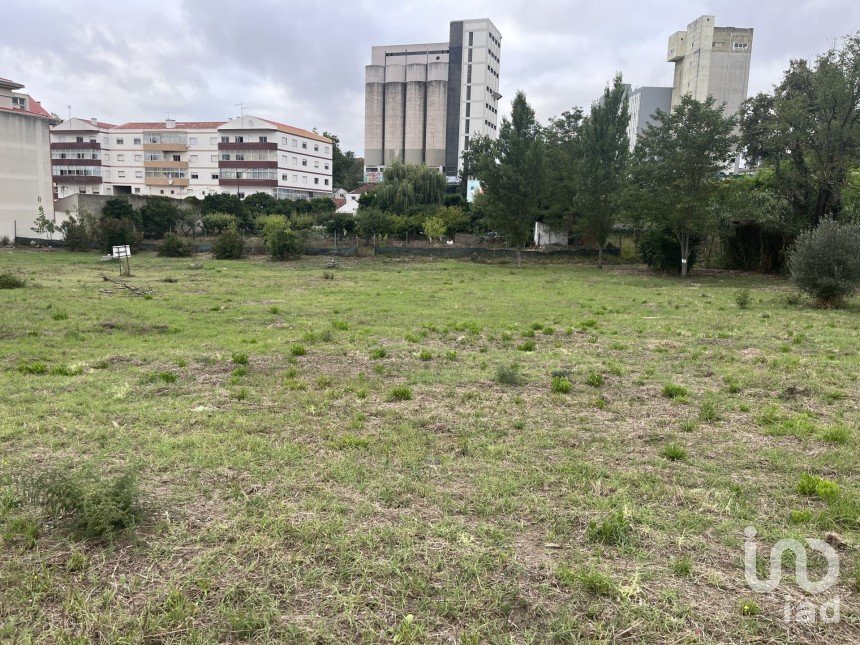 Terreno em Caldas da Rainha - Santo Onofre e Serra do Bouro de 4 000 m²