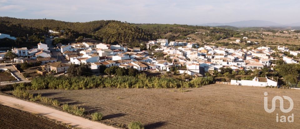 Gîte T3 à Bensafrim e Barão de São João de 185 m²