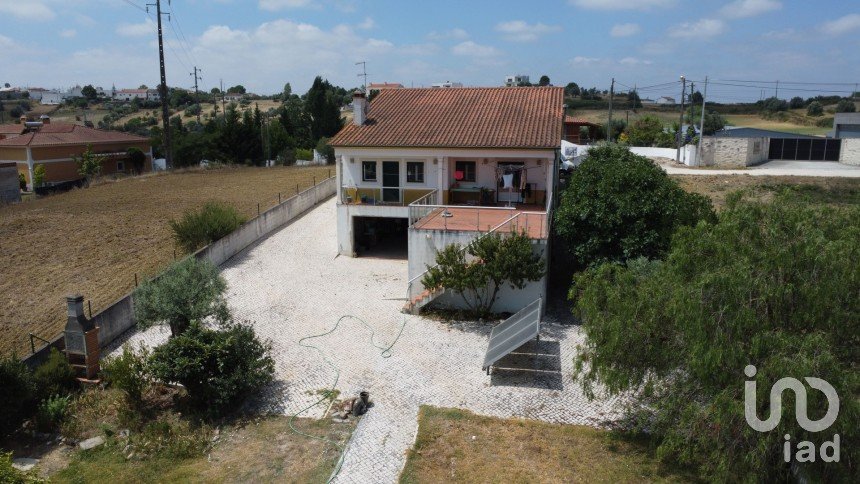 Casa de Campo T3 em Brogueira, Parceiros de Igreja e Alcorochel de 219 m²