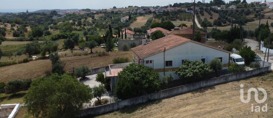 Casa de Campo T3 em Brogueira, Parceiros de Igreja e Alcorochel de 219 m²