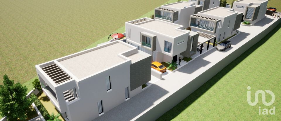 Terreno para construção em Sesimbra (Castelo) de 2 500 m²