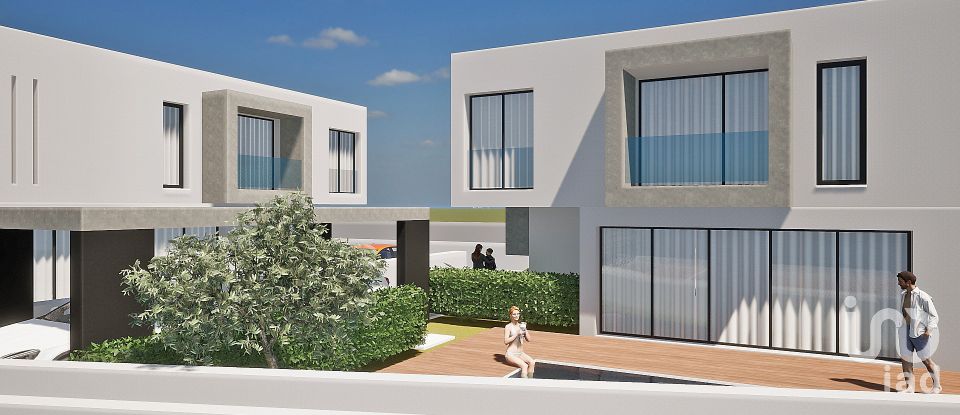 Terreno para construção em Sesimbra (Castelo) de 2 500 m²