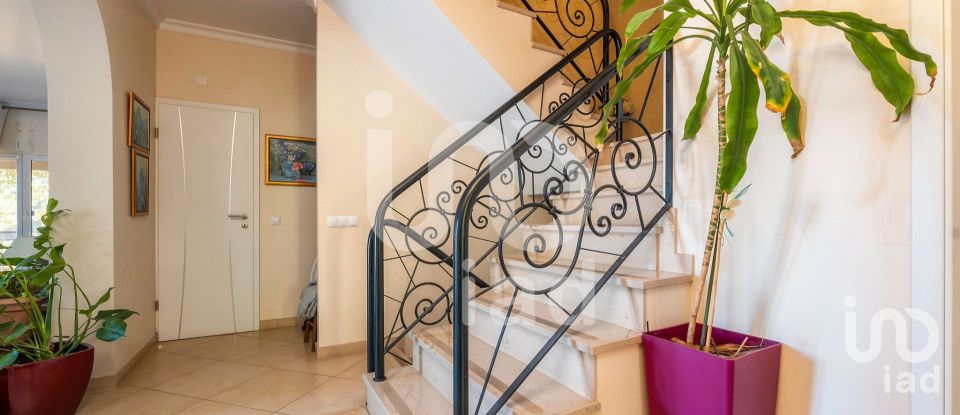 Traditional house T5 in Almancil of 278 m²