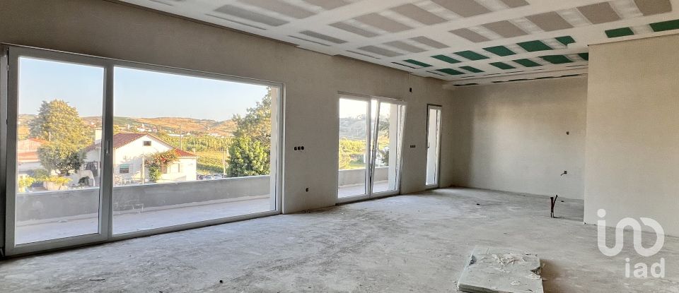 Appartement T3 à Ponte do Rol de 186 m²