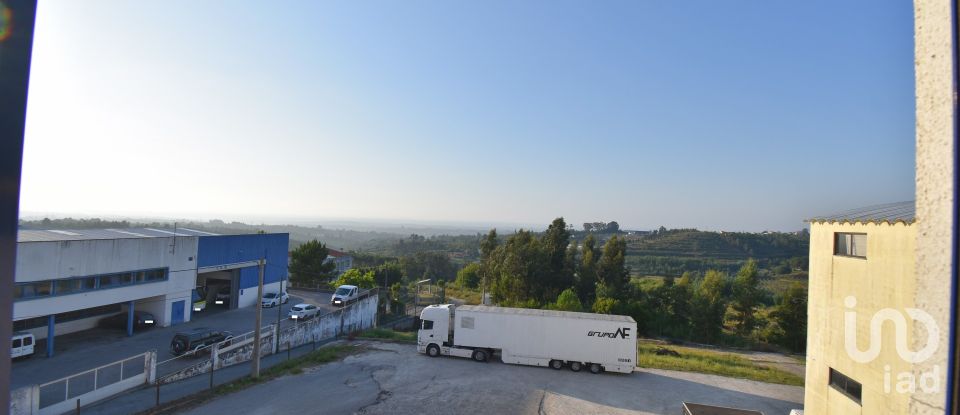 Espaço Comercial em Oliveira do Hospital e São Paio de Gramaços de 1 802 m²