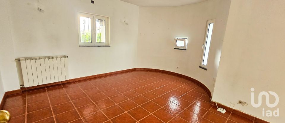 Casa T5 em Leiria, Pousos, Barreira e Cortes de 500 m²