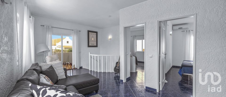 Gîte T4 à Quarteira de 311 m²