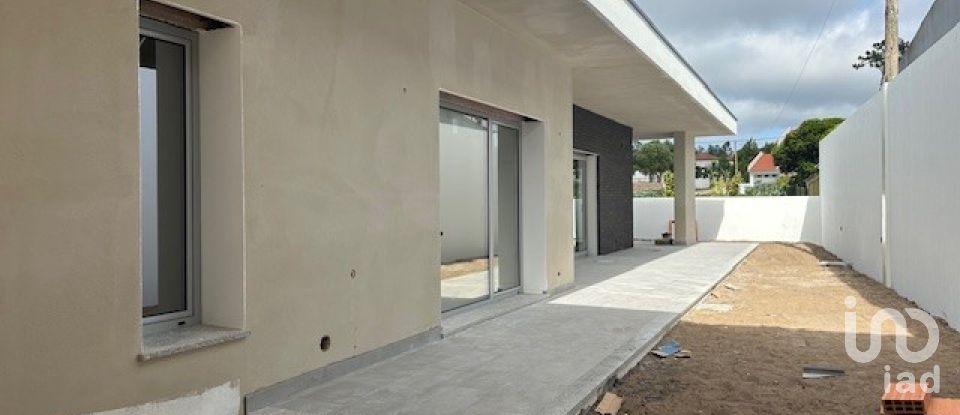 Habitação T3 em Monte Redondo e Carreira de 152 m²