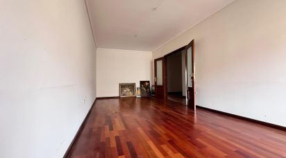 Apartment T3 in Mafamude e Vilar do Paraíso of 107 m²