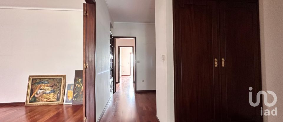 Apartamento T3 em Mafamude e Vilar do Paraíso de 107 m²