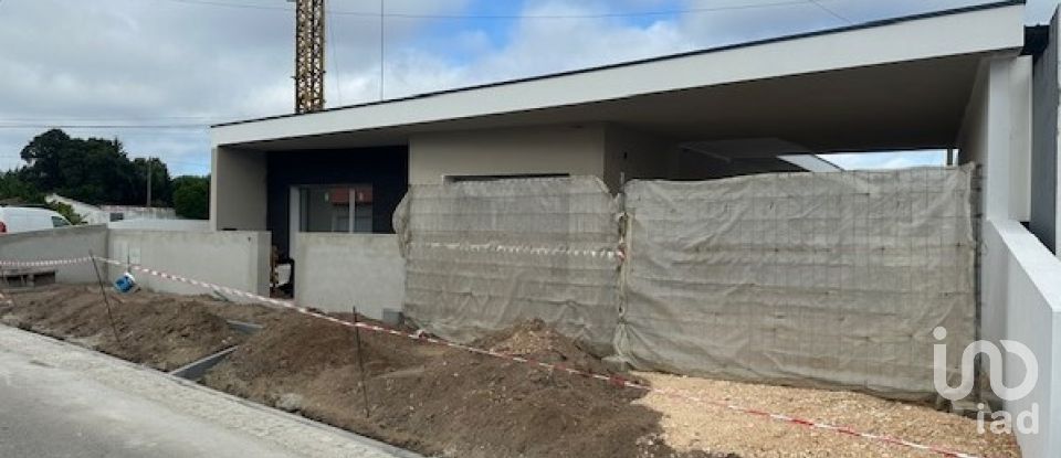 Habitação T3 em Monte Redondo e Carreira de 152 m²