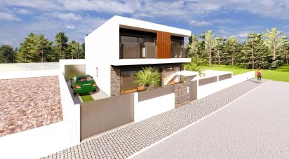 Casa T4 em Fernão Ferro de 160 m²