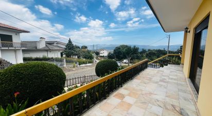 House T4 in Freixo de Cima e de Baixo of 290 m²