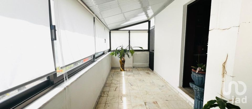 Maison T4 à Freixo de Cima e de Baixo de 290 m²