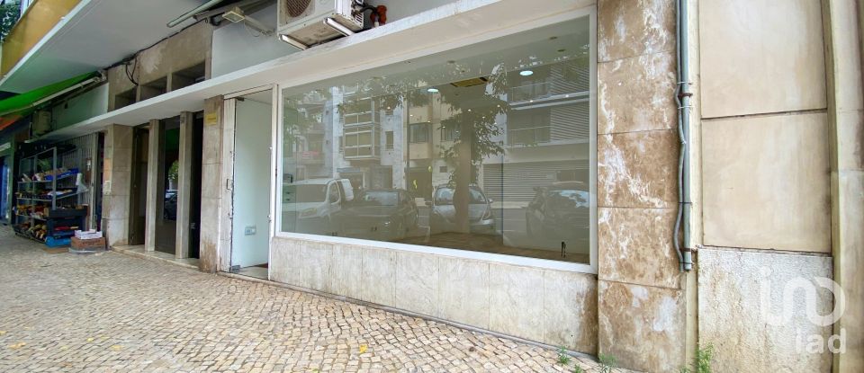 Shop / premises commercial in Avenidas Novas of 49 m²