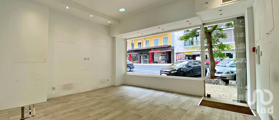 Shop / premises commercial in Avenidas Novas of 49 m²