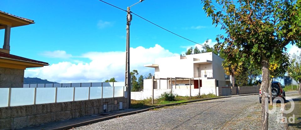 Building land in Selho (são jorge) of 540 m²