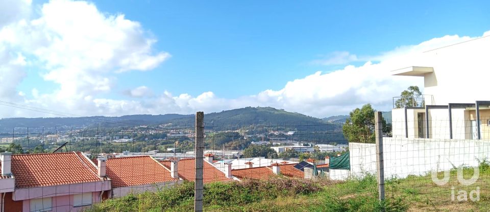 Terreno para construção em Selho (são jorge) de 540 m²