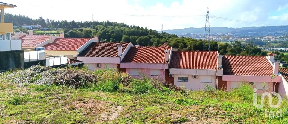 Terrain à bâtir à Selho (são jorge) de 540 m²