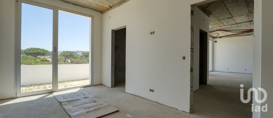 Casa / Villa T4 em Pataias e Martingança de 261 m²