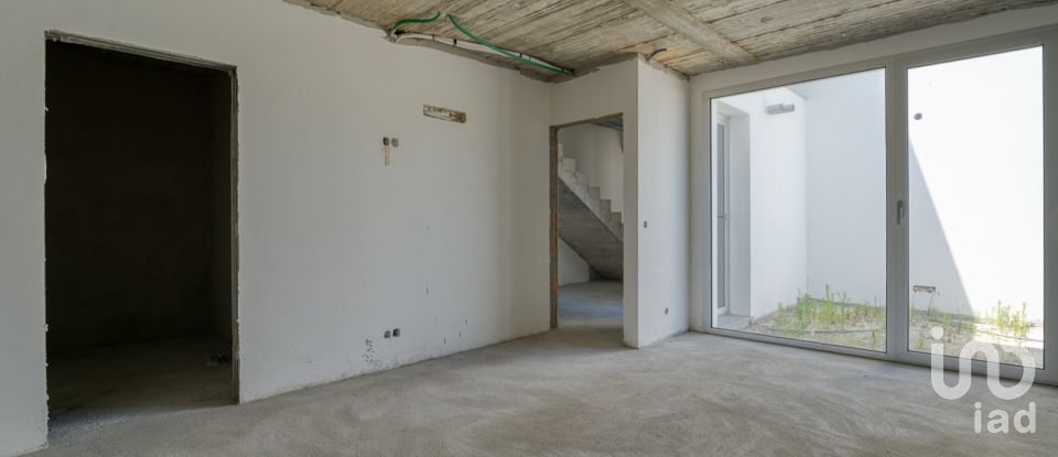 Maison T4 à Pataias e Martingança de 261 m²