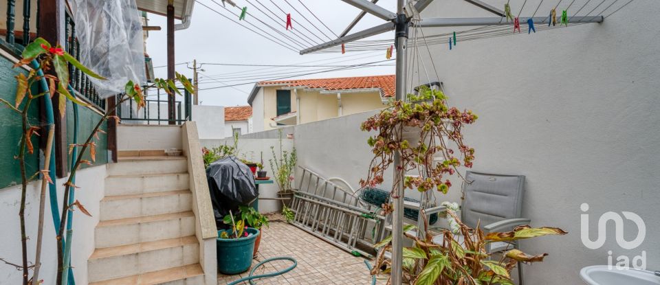 Maison traditionnelle T4 à Vieira de Leiria de 215 m²