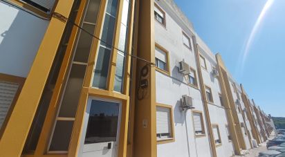 Appartement T2 à Nossa Senhora da Conceição e São Bartolomeu de 74 m²