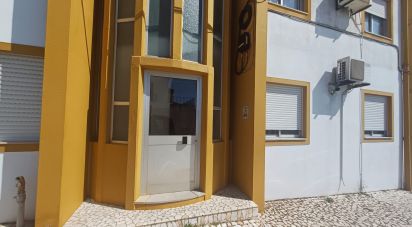 Apartamento T2 em Nossa Senhora da Conceição e São Bartolomeu de 74 m²