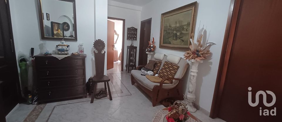 Appartement T2 à Nossa Senhora da Conceição e São Bartolomeu de 74 m²