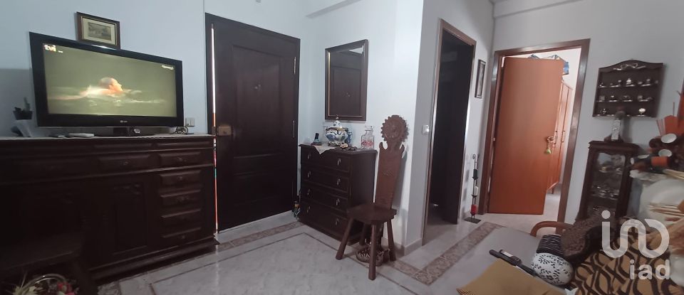 Apartamento T2 em Nossa Senhora da Conceição e São Bartolomeu de 74 m²